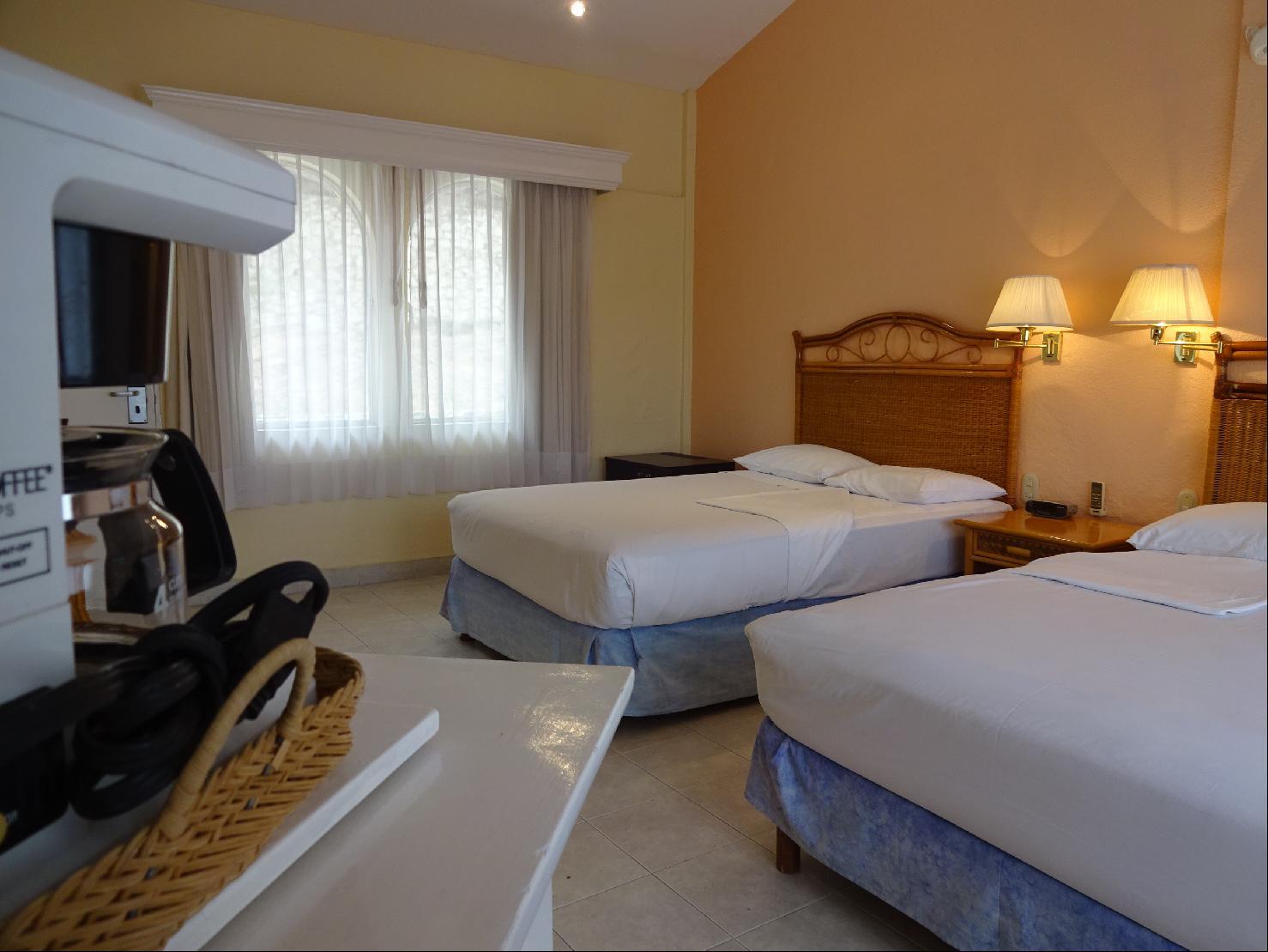 Hotel Casa Lisa By B Acapulco Extérieur photo